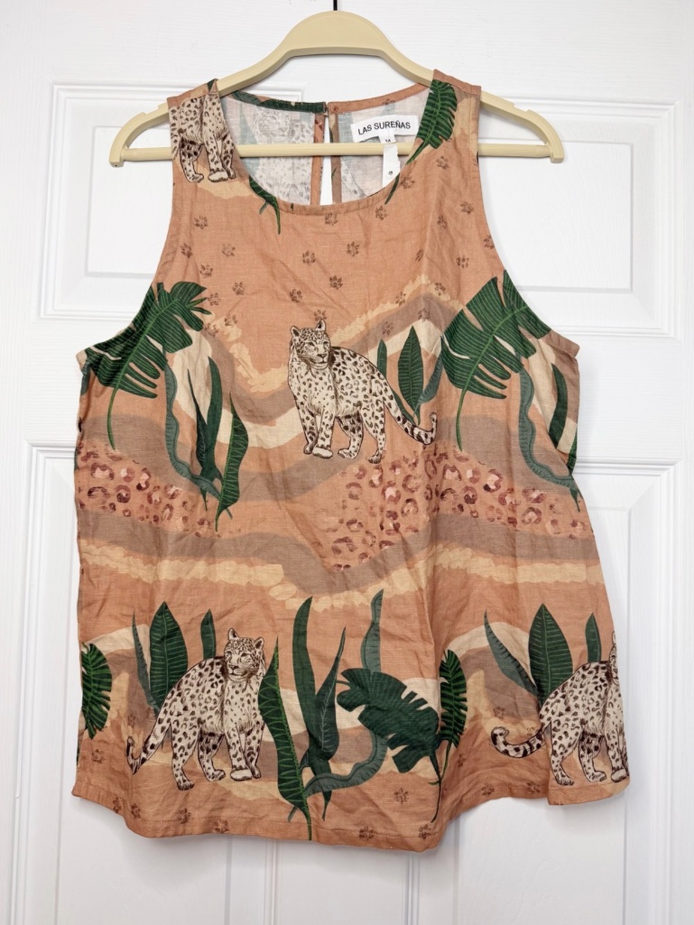 NWT Las Surenas Size M • Linen Sleeveless Top Leopard.